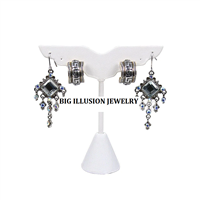 ED-2431L(WH) Wing Shape Earring Stand - 3 Pr.