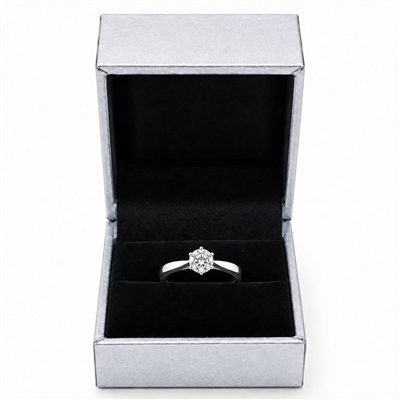 LA01-S  Diana Silver Leatherette Ring Box