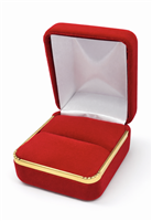 SR3 RED VELVET RING JEWELRY BOX
